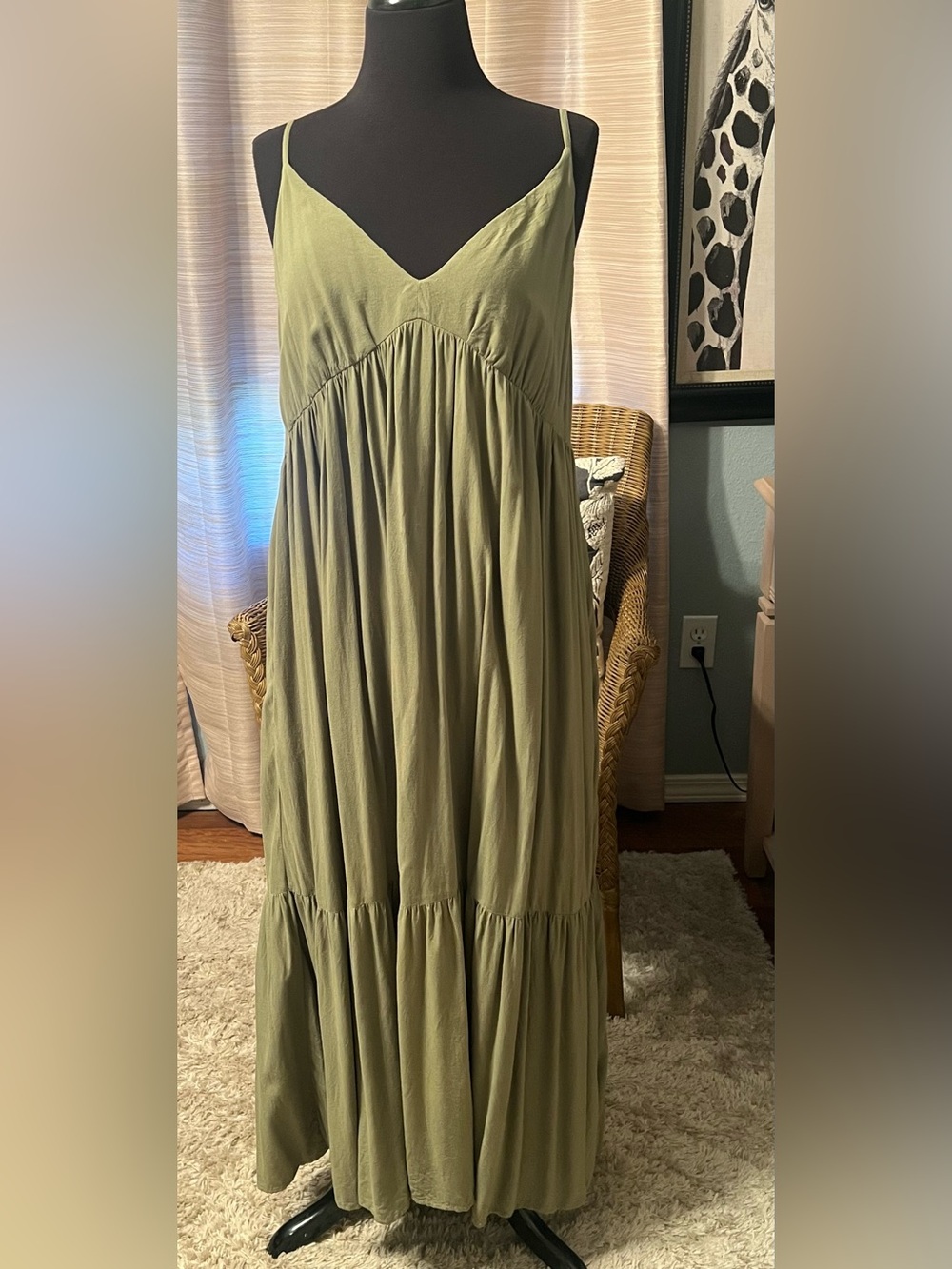 Olive Green V-Neck Sleeveless Maxi Dress